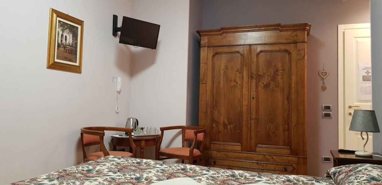 La Regibussa - Hotel Ristorante Asti Extérieur photo