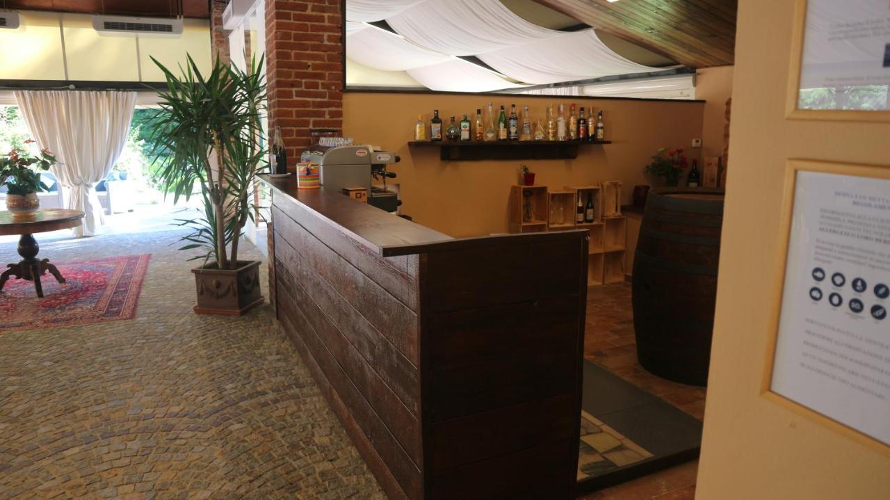 La Regibussa - Hotel Ristorante Asti Extérieur photo