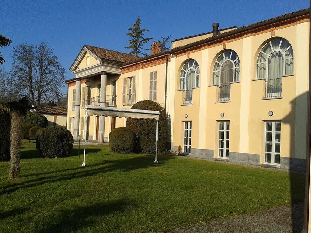 La Regibussa - Hotel Ristorante Asti Extérieur photo